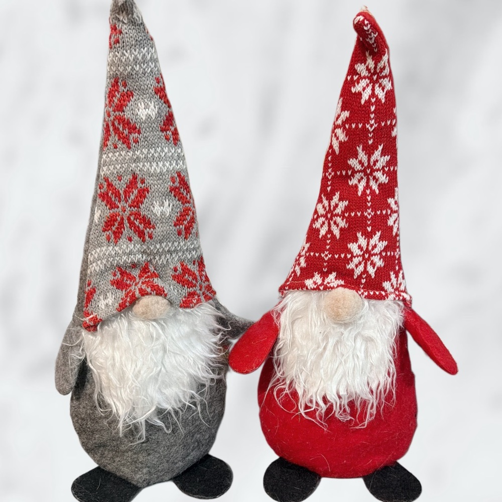 Holiday Gnome Plush Décor Pair — Red & Gray